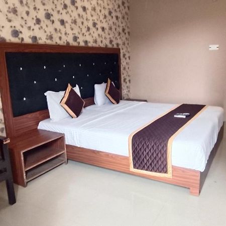 Hotel Admire Suite 钦奈 外观 照片